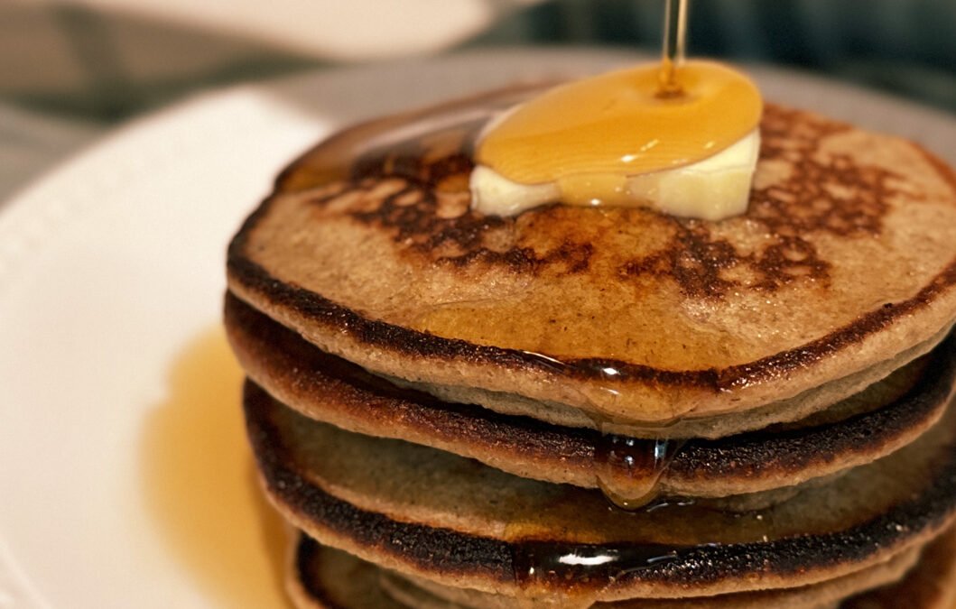 Banana Oatmeal Pancakes